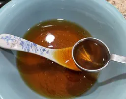 Caramel color as compared with black tea